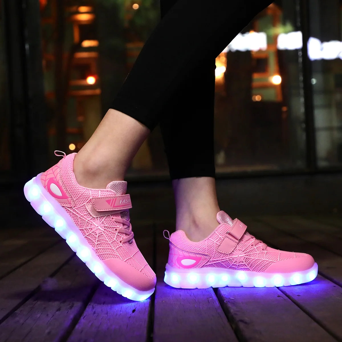 Light Up Shoes (Little Kid 12.5M, Pink/White) E88697