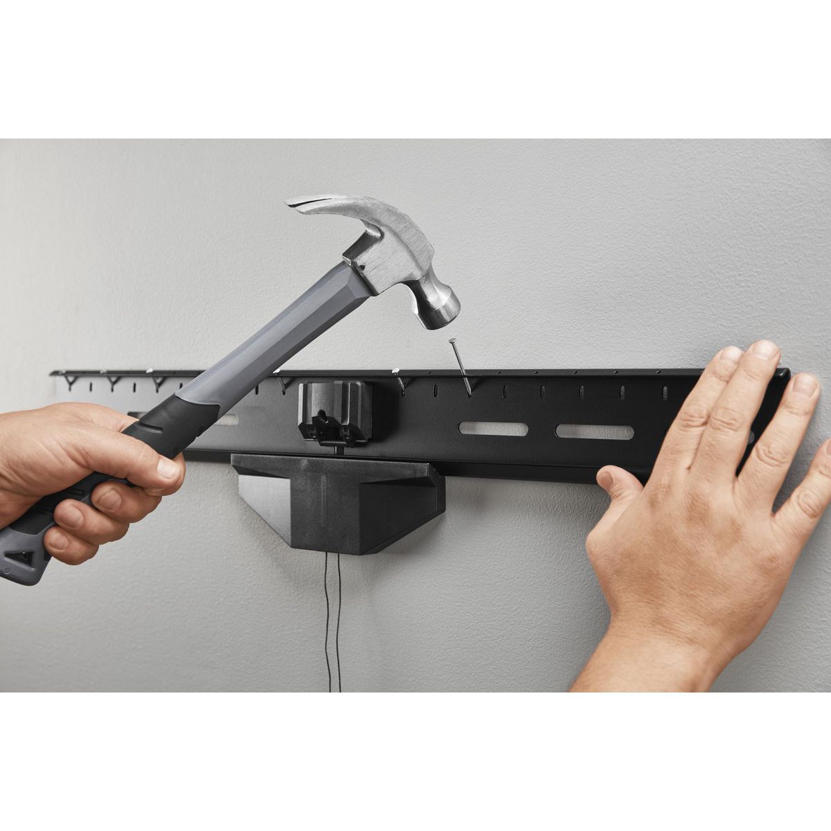 Slim Profile TV Wall Mount Y691